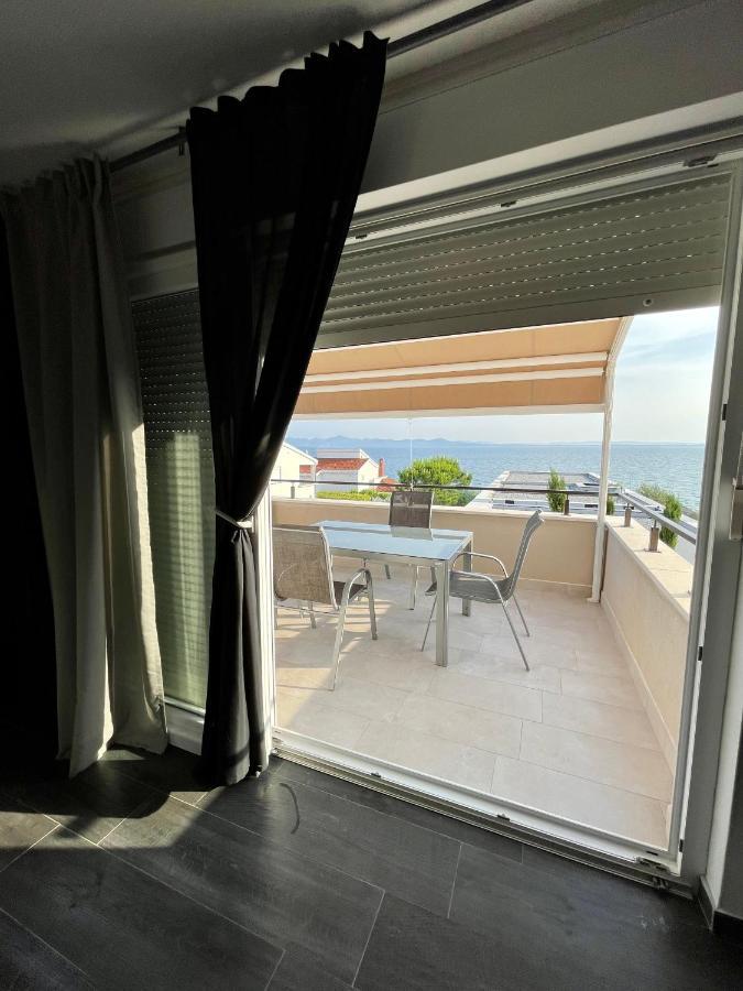 Apartments Prestige Петрчане Экстерьер фото