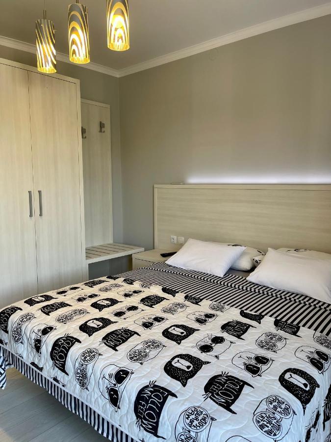 Apartments Prestige Петрчане Экстерьер фото