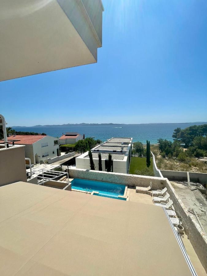 Apartments Prestige Петрчане Экстерьер фото