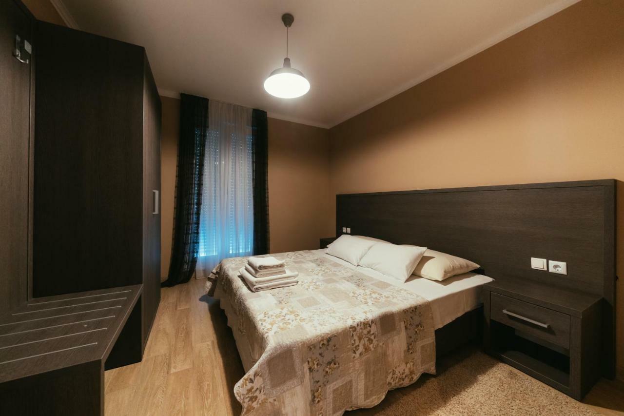 Apartments Prestige Петрчане Экстерьер фото