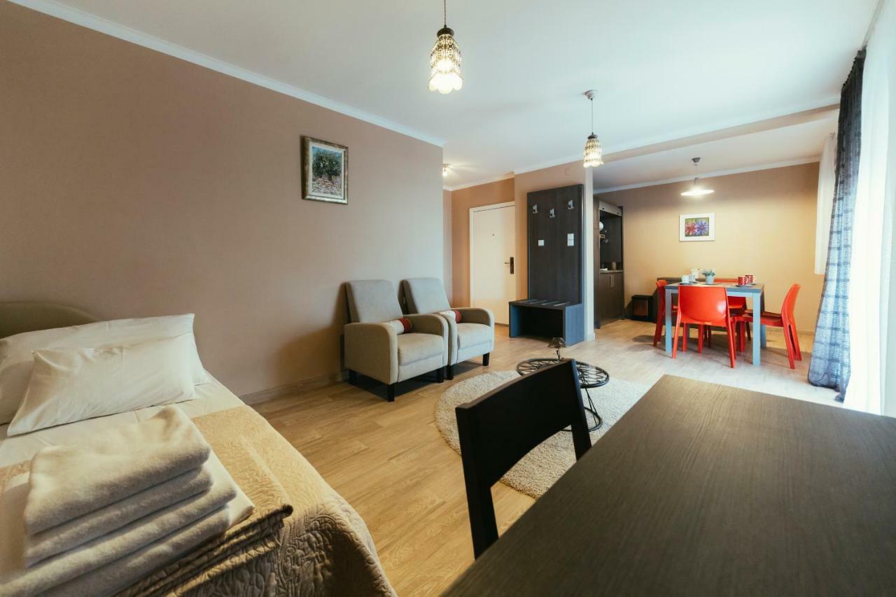 Apartments Prestige Петрчане Экстерьер фото