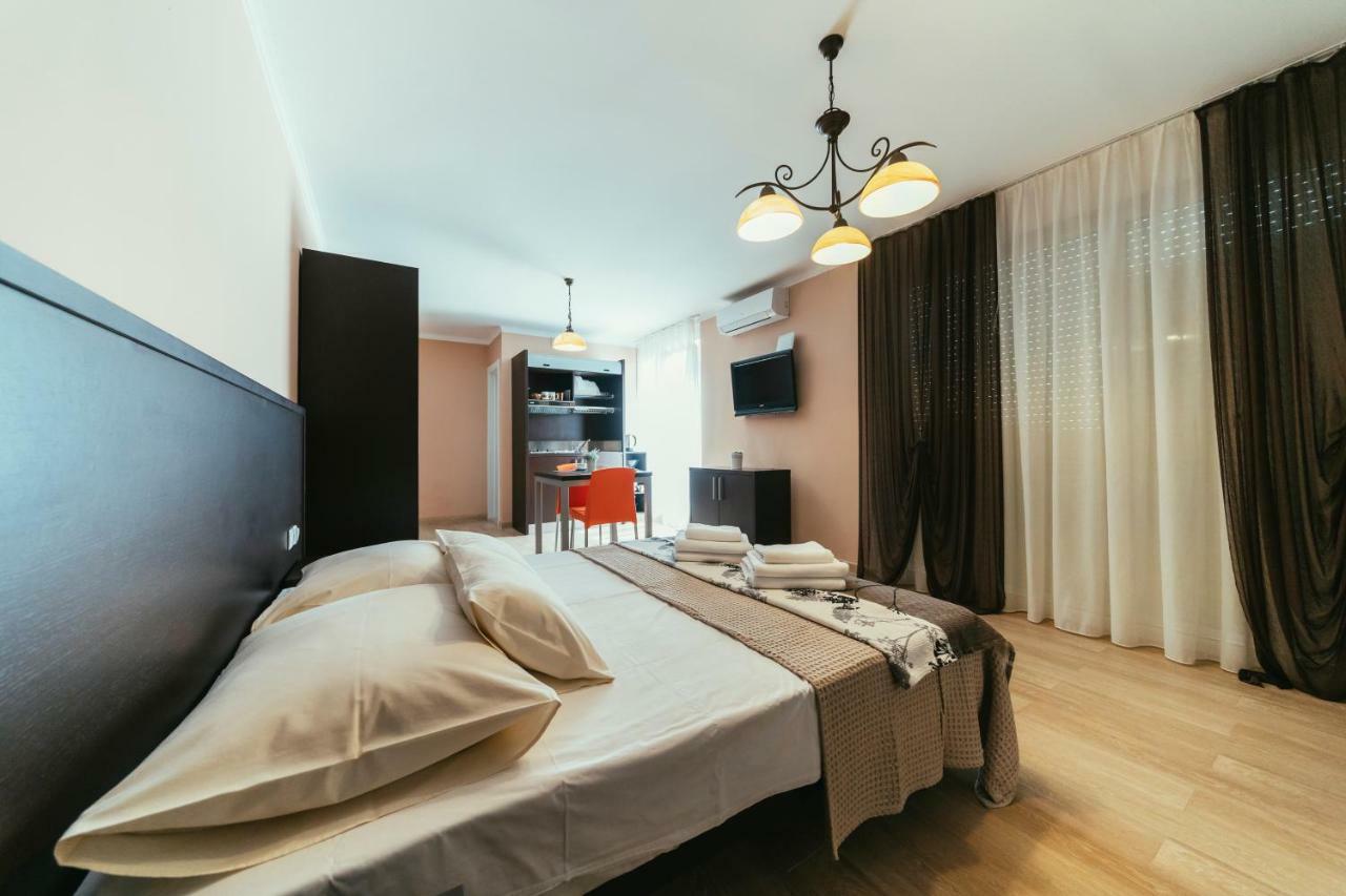 Apartments Prestige Петрчане Экстерьер фото